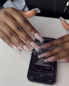 3d Black Nail Designs, 3d Chrome French Tip Nails, 3d Chrome Acrylic Nails, Chrome Nails With 3d Flowers, Silver And Pink Acrylic Nails, Silver 3d Chrome Nails, Long 3d Nails, Chrome Baddie Nails, Long Chrome Acrylic Nails