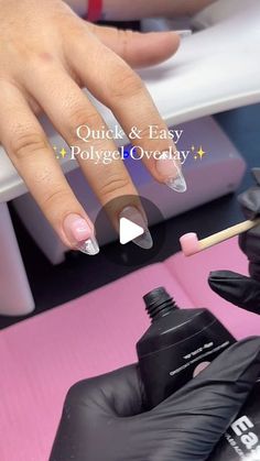 102K likes, 558 comments - tipzfromteagz on July 10, 2024: "✨Polygel Prep & Overlay✨↙️ 1️⃣ prep your nail as usual - pay special attention to the side walls and corners!! Also I am doing an overlay but if you’re adding length this is where you add your tips/forms. If you’re using tips I recommend filed and shaping AND THEN adding primer and base coat … make extra sure you’ve taken away ALL THE DUST!! ⚠️ 2️⃣ 2 layers of primer + 1 layer base coat - I like rubber base coat more, my sets last lon Acrylic Overlay Nails Ideas, Polygel Nails Tips, How To Use Nail Forms, Polygel Overlay Nails, How To Prep Nails, Nail Filing Tips Shape, Gel X Application, Over Lay Nails, How To Apply Polygel Nails