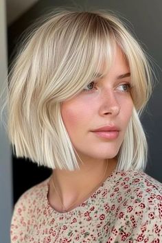 Womans Hairstyle, Snapchat Poses, Blonde Bob With Bangs, Aesthetic Bedrooms, Kort Bob, Hairstyles Drawing, Blonde Bob Hairstyles, Fulani Braids, Tattoo Black