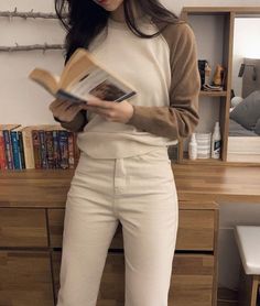 Outfit Casual Chic, Casual College Outfits, Korean Casual Outfits, Casual Day Outfits, Classy Casual Outfits, Easy Trendy Outfits, Causual Outfits, Neutral Outfit, Casual Chic Outfit