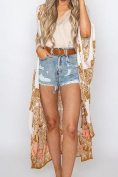 Bohemian V-neck Kimono For Beach Season, Hippie V-neck Kimono For Summer, Flowy V-neck Bohemian Kimono, Boho Print V-neck Kimono For Festivals, Looks Hippie, Hippie Kimono With Boho Print And V-neck, Estilo Hippie, Trendy Clothes For Women, Black Women Fashion