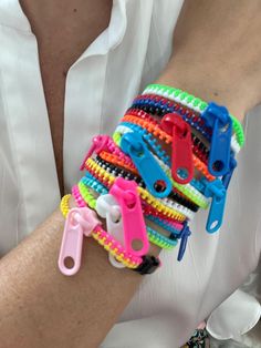 Zipper Bracelet, Bracelets Set, Bracelet Set, Projects To Try, Multi Color, Zipper, Bracelet, Color