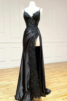 Experience the Beatrice Dress. Sheath Style, Elastic Satin Fabric, and Appliques & Beadwork make it the epitome of elegance. Stand out at prom with KissProm. Moda Grunge, Black Lace Evening Dress, Lace Long Prom Dress, Printed Prom Dresses, 파티 드레스, Chique Outfits, Prom Dresses Sleeveless, Prom Dress Inspiration, Black Prom