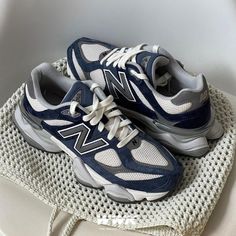 Aesthetic Women Shoes, New Balance9060, Aesthetic New Balance, New Balance 9060 Outfit, 9060 New Balance, Nb Sneakers, Shoe Aesthetic, New Balance Shoe