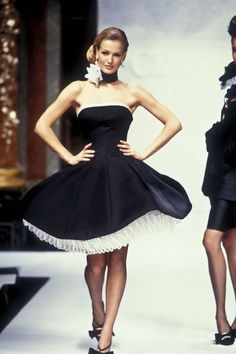 Christian Dior Runway, History Women, Karen Mulder, Models 90s, Dior Collection, Archive Fashion