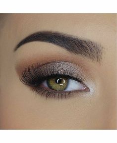 Neutral Eye Shadow, Too Faced Natural Eyes, Eyeshadow Tips, Glowing Radiant Skin, Neutral Eyes, Skin Complexion, Natural Eyes, Natural Beauty Tips