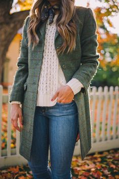 Pijamas Women, Fall Fashion Coats, Buy Coats, Blazer Outfit, Gal Meets Glam, Tweed Coat, Madewell Sweater, Fall Coat, 가을 패션