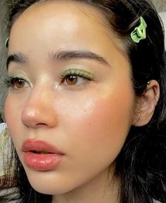 Cottage Core Makeup, Green Eyeshadow Look, 60s Makeup, Bold Eyeshadow, Mekap Mata, 20 Makeup, Formal Makeup, Barbie Makeup, Swag Makeup