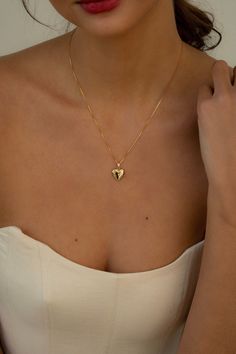 Locket Necklace Simple, Locket Necklace Gold Jewelry, Dainty 14k Gold Locket Necklace, Everyday Heart Locket Necklace For Valentine's, Dainty Everyday Locket Necklace, Dainty 14k Gold Pendant Locket Necklace, Dainty 14k Gold Locket Necklace Gift, 14k Gold Heart Locket Necklace For Wedding, 14k Gold Heart Locket Necklace Keepsake