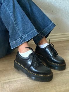 Doc Marten Platform, Doc Martens Loafers, Dr Martens Style, Dr Martens Outfit, Martens Style, Loafers Outfit, Dr Shoes, Shoe Inspo, Aesthetic Shoes