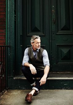 Classy casuals! Male Outfit, Der Gentleman, Mode Shoes, Herren Style, Outfits Hombre, Sharp Dressed Man, Men Street, Street Style Inspiration, Silver Fox