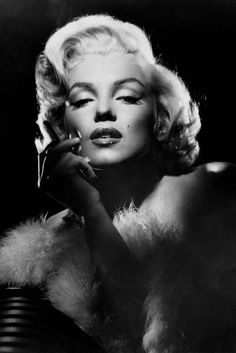 White Photo, Marilyn Monroe, A Black, A Woman, Black And White, White, Black