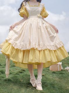 [Reservations] Retro Girly Yellow Dress + Apron + Ribbon Era Victoria, Dress Apron, Old Fashion Dresses, Cute Dress Outfits, Dress Design Sketches, Kawaii Fashion Outfits, Vestidos Vintage, Kawaii Clothes, Lolita Fashion