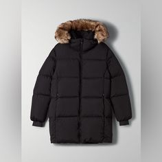 Name Your Price Loved This Coat But Needed A Longer One For The Winter. Selling For That Reason. In Great Condition! Puffer Coat Aritzia, Aritzia Jacket, Aritzia Babaton, The Winter, Puffer, Jackets & Coats, Jackets For Women, Women Shopping, Black