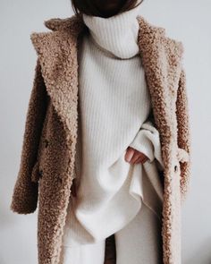 ☆ ∂яєαм ☆ Fall Fashion Coats, Casual Chic Outfits, Beige Coat, Double Denim, Looks Street Style, Looks Chic, Mode Inspo, Looks Style, Mode Inspiration