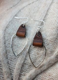 This Dangle & Drop Earrings item by LeatherAroma has 845 favorites from Etsy shoppers. Ships from North Providence, RI. Listed on Jul 18, 2024 Cricut Earring, Jewelry 101, Yarn Earrings, Rodeo Style, Handmade Leather Jewelry, Diy Leather Earrings, Leather Jewelry Diy, Cowgirl Rodeo, Pattern Blanket