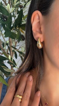 Teardrop earrings are a chic and effortless addition to any outfit! Perfect for gifts Trending Gifts, Teardrop Earrings, Jewelry Earrings Studs, Jewelry Earrings, Copper, Plating, Stud Earrings, Etsy Uk, Silver