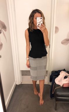 Fitting Room Snapshots - Ann Taylor  (wear now, wear later) Work Outfits Frauen, Ann Taylor Dresses, Rock Outfit, Business Attire, Casual Work Outfits, Work Outfits Women, Work Wardrobe