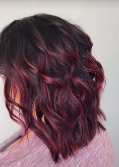 Haircolour Ideas, Burgundy Hairstyles, Nice Haircuts, Balayage Ideas, Hair Glam, Red Ombre Hair, Balayage Bob, Short Ombre Hair, Short Dark Hair