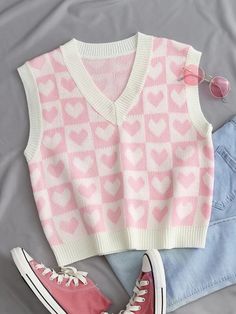 Sweater Vest Outfit, Aesthetic Sweaters, Checker Pattern, Sweater Vests, Sweater Vest Women, Simple Trendy Outfits, Vest Outfits, Pattern Sweater, Really Cute Outfits