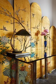 Brooklyn Loft, Chinoiserie Art, Art Deco Desk, Art Deco Bedroom, Art Deco Interior Design, Vintage Chinoiserie, Chinoiserie Wallpaper, Art Deco Home, Interior Deco