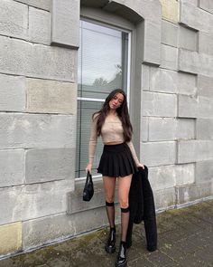 Thigh High Socks With Skirt, Lace Socks Outfit, Black Socks Outfit, Knee Socks Outfits, Knee High Socks Outfit, Tokyo Outfits, High Socks Outfits, Black Skirt Outfits