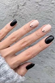 Nail Makeup, Makeup Nails Art, Square Nail Designs, Chrome Nail, Short Square Nails, Minimal Nails, Gray Nails, Minimalist Nails