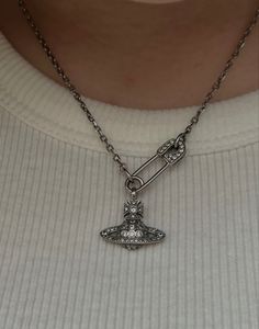 Lucrece silver Vivienne Westwood Necklace, Westwood Necklace, Vivienne Westwood Jewelry, Streetwear Jewelry, Vivienne Westwood Jewellery, Pretty Jewelry Necklaces, Funky Jewelry, Jewelry Lookbook, Cross Jewelry