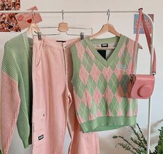 Green Sweater Vest, Outfits Pastel, Clueless Fashion, Minga London, Pastel Outfit, Colour Combo, Skater Girls, Green Outfit, Cool Fits