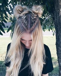 Riding the braid wave? With these step-by-step instructions, you'll nail down 15 gorgeous braid styles in no time Boxer Braids Hairstyles, Gorgeous Braids, Cool Braids, Festival Hair, Ombre Hair, Half Up, Braid Styles