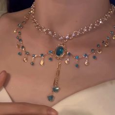 TAVIMART - Multi-layered Copper Alloy Crystal Necklace Women Hanfu Accessories Sexy Golden Collarbone Necklace Birthday Gift For Women Photo Show: Hanfu Accessories, Collarbone Necklace, Gift Inspo, Birthday Gift For Women, Layered Jewelry, Necklace Women, Birthday Gifts For Women, Gift For Women, Necklace Designs