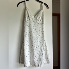 Never Worn Summer Dress Backless Polka Dot Sleeveless Mini Dress For Date Night, Sleeveless Polka Dot Mini Dress For Brunch, Fancy Fits, Backless Dress Summer, Dress Backless, Dot Dress, Gorgeous Dresses, Summer Dress, Backless Dress