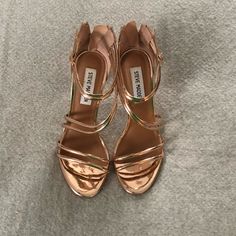 Steve Madden Fock Rose Gold Heels Sandals. New, In A Box. Never Been Worn, Size 6. Rose Gold Heels, Shoes Steve Madden, Gold Heels, Heels Sandals, Steve Madden Shoes, In A Box, A Box, Shoes Women Heels, Steve Madden