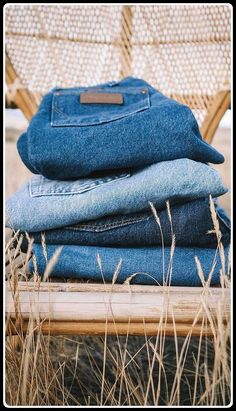 Discover genius jeans storage ideas to organize your wardrobe effortlessly! Maximize space and style with creative solutions for a clutter-free closet. Jeans Product Photography, Denim Aesthetic, Sustainable Denim, Levis Vintage