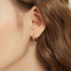 Wrap your lobes in elegance with our dainty twisted huggie hoop earrings, where delicate twists meet snug embraces. These hoops redefine chic, offering a subtle yet striking accent to any ensemble, making every earlobe a canvas for sophistication and style. QUALITY- Gold Vermeil- finish: 18k gold, S925 sterling silver, Rose gold- material: high quality solid S925 sterling silverSIZE- outside circle dimension: 13mm- inner diameter: 12mm- hoop thickness: 3mm Nail Jewelry, Hoops Earrings, Huggie Hoop Earrings, Charm Earrings, Gold Material, Ring Bracelet, Earring Necklace, Ring Necklace, Gold Vermeil