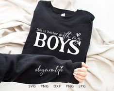 Boy Mom Shirts, Boy Mom Shirt, Boy Mama, Mothers Of Boys, Cricut Projects Easy, Mom Of Boys Shirt, Cricut Explore Projects, Cricut Craft Room, Boy Mom