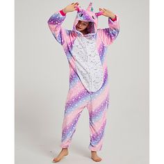 Cosplay For Men, Horse Onesie, Unicorn Flying, Animal Halloween Costumes, Flying Horse, Animal Pajamas, Womens Cosplay, Zentai Suit, Holiday Costumes