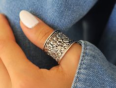 Thick Silver Rings, Thumb Rings For Women, Mandala Ring, Big Diamond Engagement Rings, Sterling Silver Thumb Rings, Chunky Silver Rings, Thumb Rings Silver, Big Diamond, Beads Bracelet Design