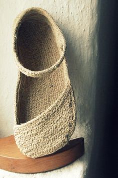 Rope Shoes, Hantverk Diy, Shoes Crochet, Diy Sandals, Sandals Patterns, Earth Shoes, Stil Boho, Plastic Shoes, Hemp Fabric