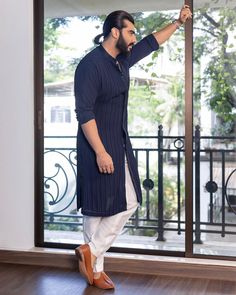 Arjun Kapoor, Dress Book, Kurta Design, Business Lifestyle, Lifestyle Ideas, Stylish Dress Book