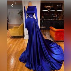 Vestidos De Noche Largos Elegantes Modest Evening Dresses Long Sleeve Royal Blue Evening Dresses Long Sleeve, Modest Evening Dresses, Blue Mermaid Prom Dress, Formal Party Dresses, Exclusive Gowns, Women Robe, Modest Evening Dress, Makeup Tip, Long Sleeve Evening Gowns