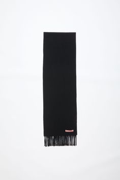 Acne Studios black fringed scarf is detailed with a pink Acne Studios label, crafted from midweight wool. FN-UX-SCAR000219 Suit Jacket Dress, Denim T Shirt, Fringe Scarf, Black Fringe, Leather Pieces, Wool Scarf, Denim Outfit, Small Leather Goods, Scarf Shawl