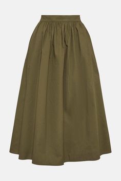 Meet your perfect summer skirt! Crafted from lightweight poplin cotton that'll ease through hot weather in style, the midi is cut in a classic full-skirted shape and features super-handy pockets. Closet Outfits, Autumn Skirt, Green Midi Skirt, True Autumn, Midi Skirt Outfit, Ootd Inspo, Abaya Designs, Hijabi Outfits, Long Skirts