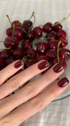 Markere Copic, Wine Nails, Cherry Nails, Casual Nails, Red Nail Polish, Red Nail, Funky Nails, Chic Nails, Matte Nails