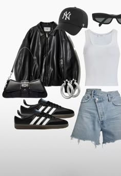 Clean Girl Outfit, Black And White Outfit, Nyc Summer, Inspo Fits, Downtown Outfits, Fresh Outfits, White Outfit, Outfit Inspo Fall, Ideas Aesthetic