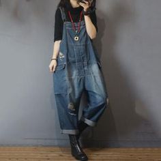 Mcyt Outfits, Jumpsuits Denim, Gay Outfits, Baggy Overalls, Arthoe Aesthetic, Denim Suspenders, Denim Jumpsuits, Fashion Reference, Overalls Outfit