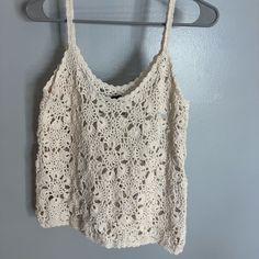 Never Worn Crochet Tank Top Size Small No Flaws At All Denim Outfits, Tie Strap Tank Top, Textured Tank Top, Zara Tank Top, White Crop Tank, Basic Blouses, Sheer Sweater, Lace Trim Cami, Crochet Tank Top