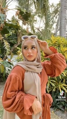 Hijabi Holiday Outfits Summer, Batul Bazzi Outfits, Hijab Fashion Summer, Holiday Outfits Summer, Hijab Collection, Modest Summer Outfits, Casual Hijab Outfit