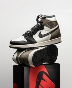 Jordan 1 Dark Mocha, Concept Sneakers, Dream Sneakers, King Shoes, Adidas Art, Basketball Shoes Nike, Shoe Advertising, Air Jordan Nike