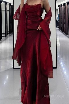 Gorgeous Long Dresses, Styling Prom Dress, Red Dress With Gloves Classy, Red Event Dress, Prom Dresses For Olive Skin Tone, Long Dress Aesthetic Vintage, Short Prom Dresses Red, Black And Red Prom Dress Couple, Dark Red Formal Dress Long